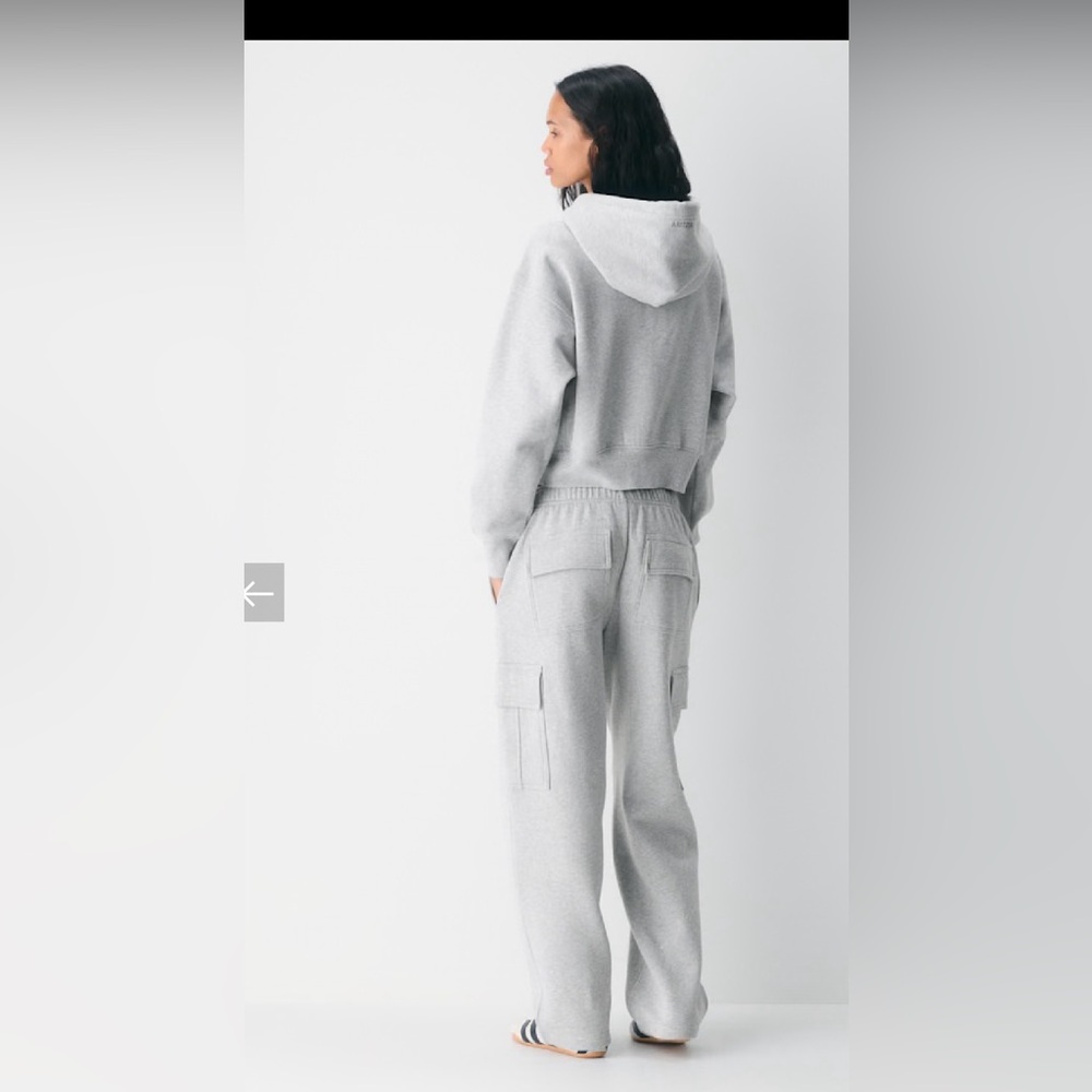 Aritzia Mega Fit Sweatfleece in Light Gray